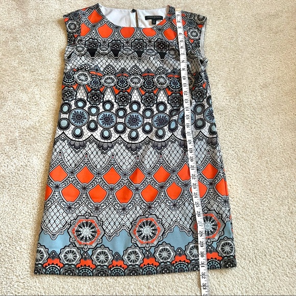 BANANA REPUBLIC Geometric Print Shift Dress—SZ. 4 - Picture 6 of 10